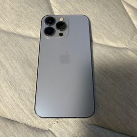 Apple iPhone 13 Pro 本体