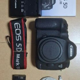 Canon EOS 5D Mark III 本体