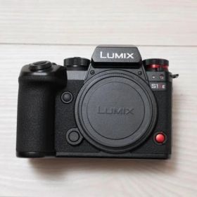 LUMIX S1IIE 保証・バッテリー6個付き