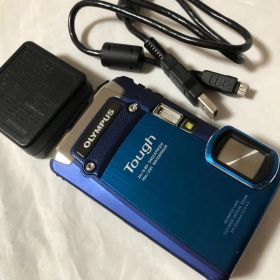 オリンパス Tough TG -820 デジタルカメラ 青 防水 アダプター付