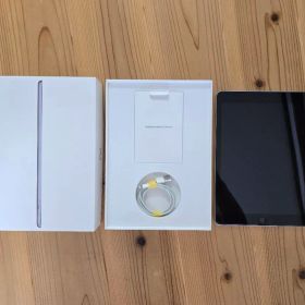 Apple iPad 本体 a1893 第6世代 Wi-Fi 32GB