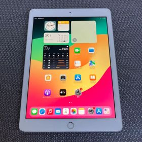 1050【早い者勝ち】電池最良好☆iPad6 第6世代 32GB SIMフリー☆