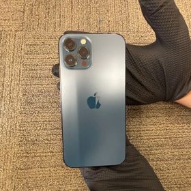 Apple iPhone 12 Pro Max本体