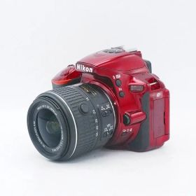 【中古】(ニコン) Nikon D5500 18-55VR2 レンズキツト レツド