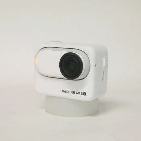 【中古】Insta360 GO 3S(128GB) (CINSAATA-GO3S128W)