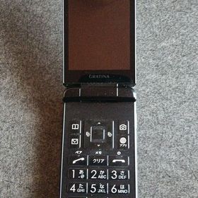 auのKYF42のブラックです。