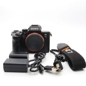 【シャッター回数：2000回/海外仕様英語表記】SONY α7 III ILCE-7M3 ボディ ミラーレスカメラ 〔SONY E マウント〕