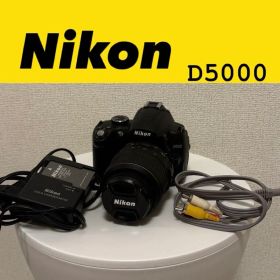 Nikon D5000 本体 AF-S NIKKOR 18-55mm