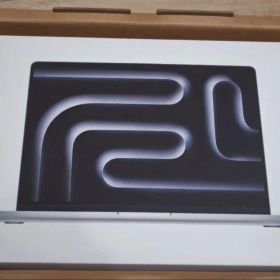 【新品未開封】MacBook Pro M5 16GB/512GB US