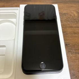 iPhone SE 第2世代 (SE2) ブラック 64GB