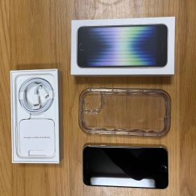 Apple iPhone SE 第3世代 本体 ホワイト