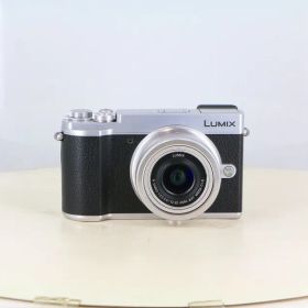 【中古】(パナソニック) Panasonic DC-GX7MK3シルバー+Gバリオ12-32/3.5-5.6ASPH MEGA OIS