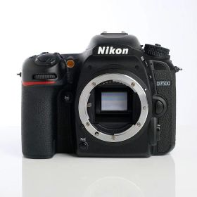 【中古】(ニコン) Nikon D7500 ボデイ