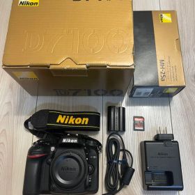 Nikon D7100 デジタル一眼レフカメラ 本体