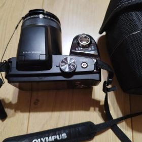 OLYMPUS STYLUS SP-820UZ 本体 ケース付き