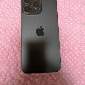 Apple iPhone 15 Pro 本体