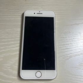 Apple iPhone 7本体 シルバー