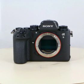 【中古】 (ソニー) SONY α9III （ILCE-9M3） ボデイ【中古カメラ デジタル一眼】 ランク：AB