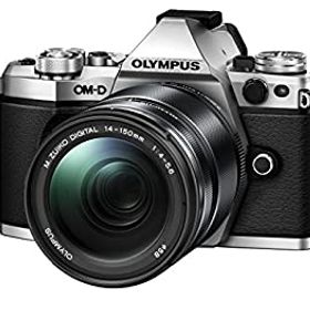 【中古】OLYMPUS ミラーレス一眼カメラ OM-D E-M5 MarkII 14-150mm IIレンズキットシルバー E-M5 MarkII 14-150mm IILK SLV E-M5MarkII1415IILKSL