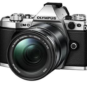 【中古】 OLYMPUS ミラーレス一眼カメラ OM-D E-M5 MarkII 14-150mm IIレンズキットシルバー E-M5 MarkII 14-150mm IILK SLV E-M5MarkII1415IILKSL