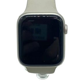 【中古】Apple◆Apple Watch SE 第2世代 GPSモデル 44mm MNJX3J/A [スターライト]/デジタル【服飾雑貨他】