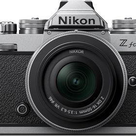 【中古】Nikon ミラーレス一眼カメラ Z fc シルバー レンズキット NIKKOR Z DX 16-50mm f/3.5-6.3 VR シルバー 付属 ZfcLK16-50SL カメラ 中古 人気 おすすめ 高画質