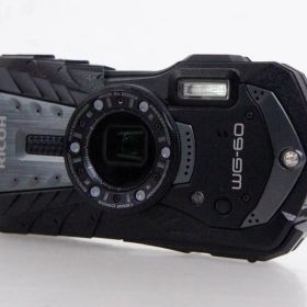 【中古】RICOHリコー デジタルカメラ 1600万画素 WG-60 防水防塵 タフネス仕様