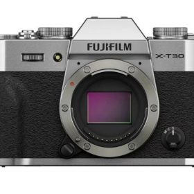 FUJI FILM ミラーレス一眼カメラ X-T30 III SILVER【ボディ単体】【お取り寄せ（1週間から10営業日程度）での入荷、発送】