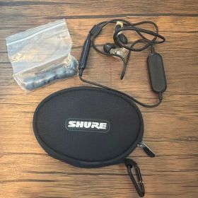 SHURE SE215