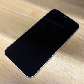Apple iPhone 12 ホワイト本体