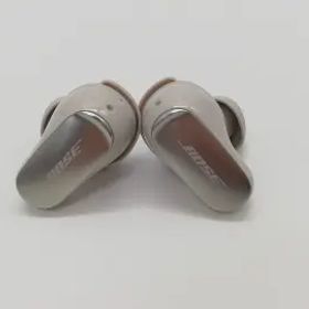 【中古】BOSE QuietComfort Ultra Earbuds 第2世代 [ホワイトスモーク]【大宮東口】保証期間１ヶ月【ランクA】