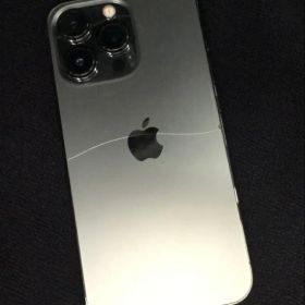 iPhone13pro 背面に傷あり256GB 本体