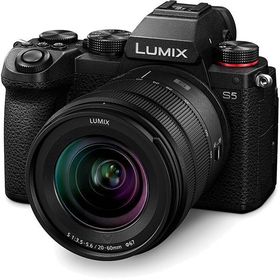 パナソニック(Panasonic) LUMIX(ルミックス) ミラーレス一眼カメラ LUMIX DC-S5 標準ズームレンズキット DC-S5K-K【正規取扱店】【生産完了・在庫限り】