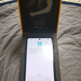 Xiaomi Redmi K40 Gaming のブルースリーエディション