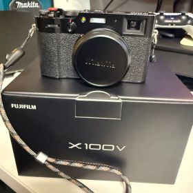 Fujifilm X100V デジタルカメラ 本体 アタッチメント付き