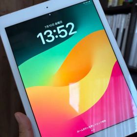 Apple iPad 第6世代ゴールド 32GB
