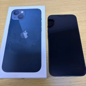 Apple iPhone 13 本体