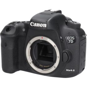 【ＷＥＢ限定現状販売品】ＥＯＳ ７Ｄ ＭＡＲＫ ＩＩ