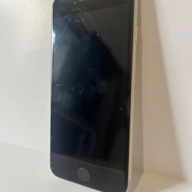 iPhone SE 第3世代 SIMフリー バッテリー79% 動作良好