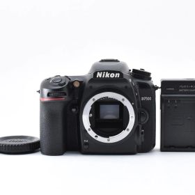 ■5623ショットの極上品■ NIKON ニコン D7500 #D258