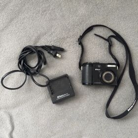Nikon COOLPIX P5100 デジタルカメラ 本体