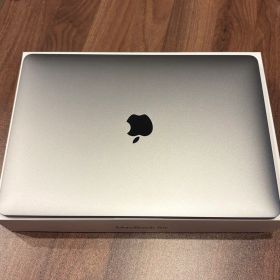 Apple MacBook Air 本体