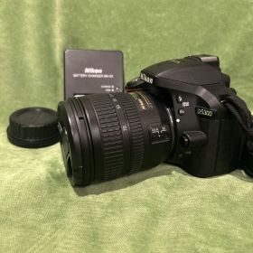 ニコン D5300 レンズキット 動作良好 美品
