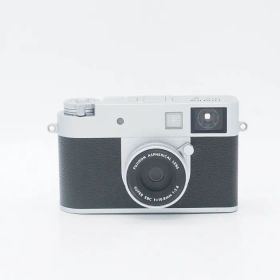 【中古】(フジフイルム) FUJIFILM X half シルバー X-HF1-S JP