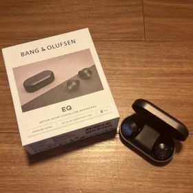 Bang & Olufsen Beoplay EQ ワイヤレスイヤホン
