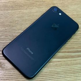 E2 SIMフリー iPhone 7 32GB ブラック