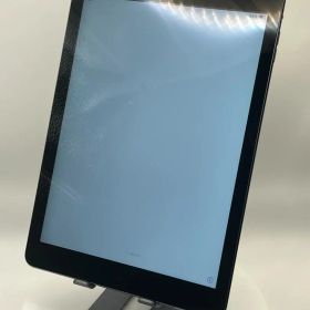 【美品】iPad Air (第1世代) 16GB スペースグレイ /943188