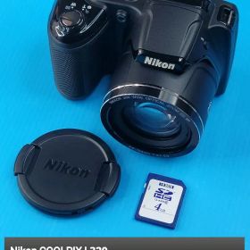 【美品】Nikon COOLPIX L320（ED VRレンズ）