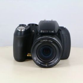 【中古】(フジフイルム) FUJIFILM FINEPIX HS10