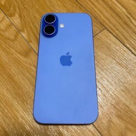 Apple iPhone 16